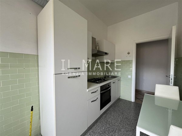 appartamento in vendita a Massa in zona Centro Storico