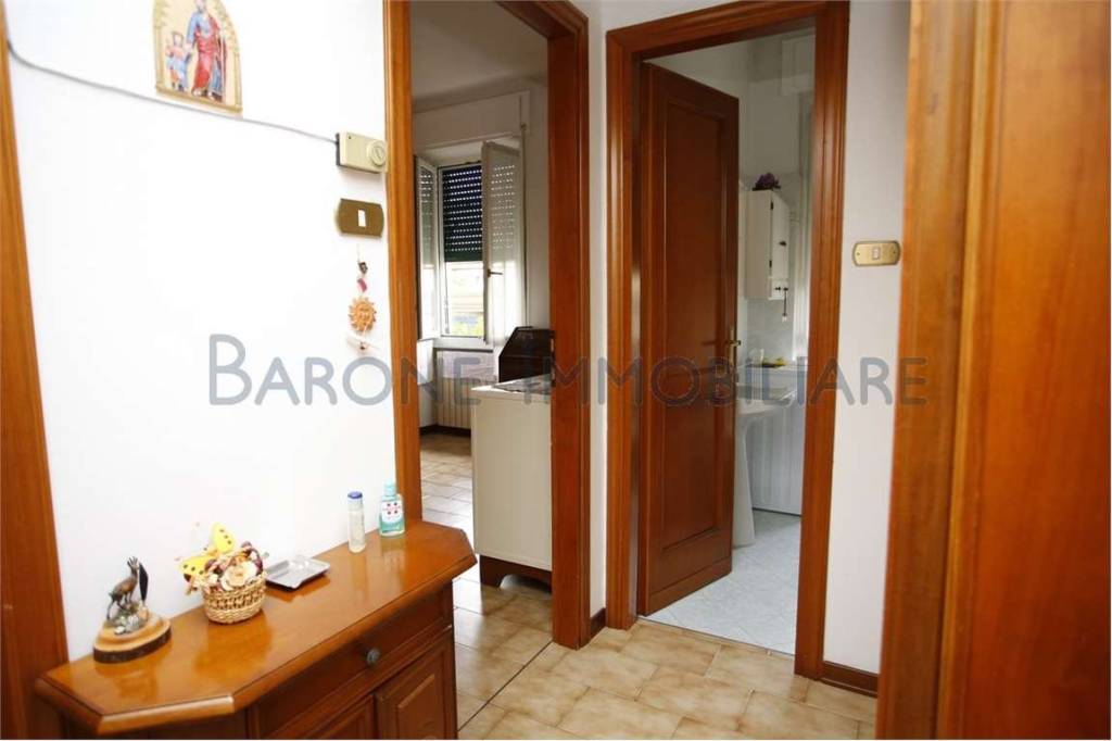 appartamento in vendita a Massa in zona Quercioli