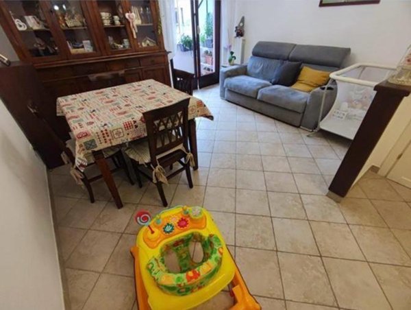 appartamento in vendita a Massa in zona Centro Storico
