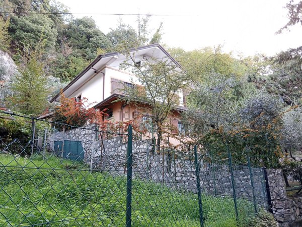 appartamento in vendita a Massa