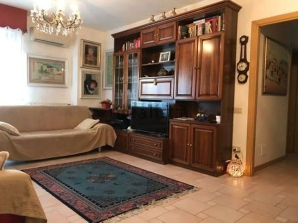 appartamento in vendita a Massa