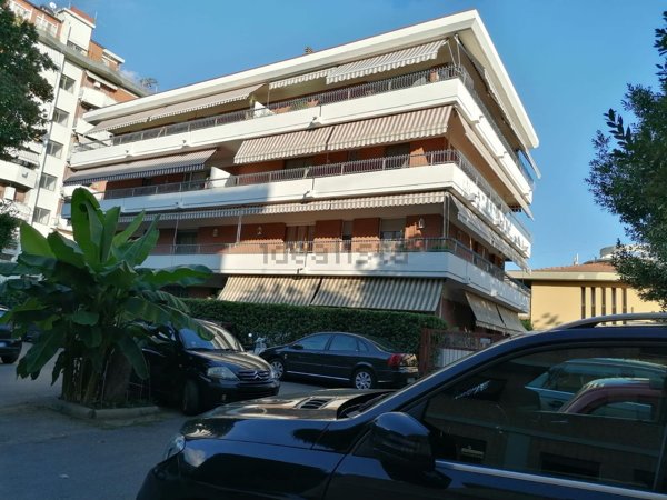 appartamento in vendita a Massa