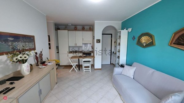 appartamento in vendita a Massa in zona Marina di Massa