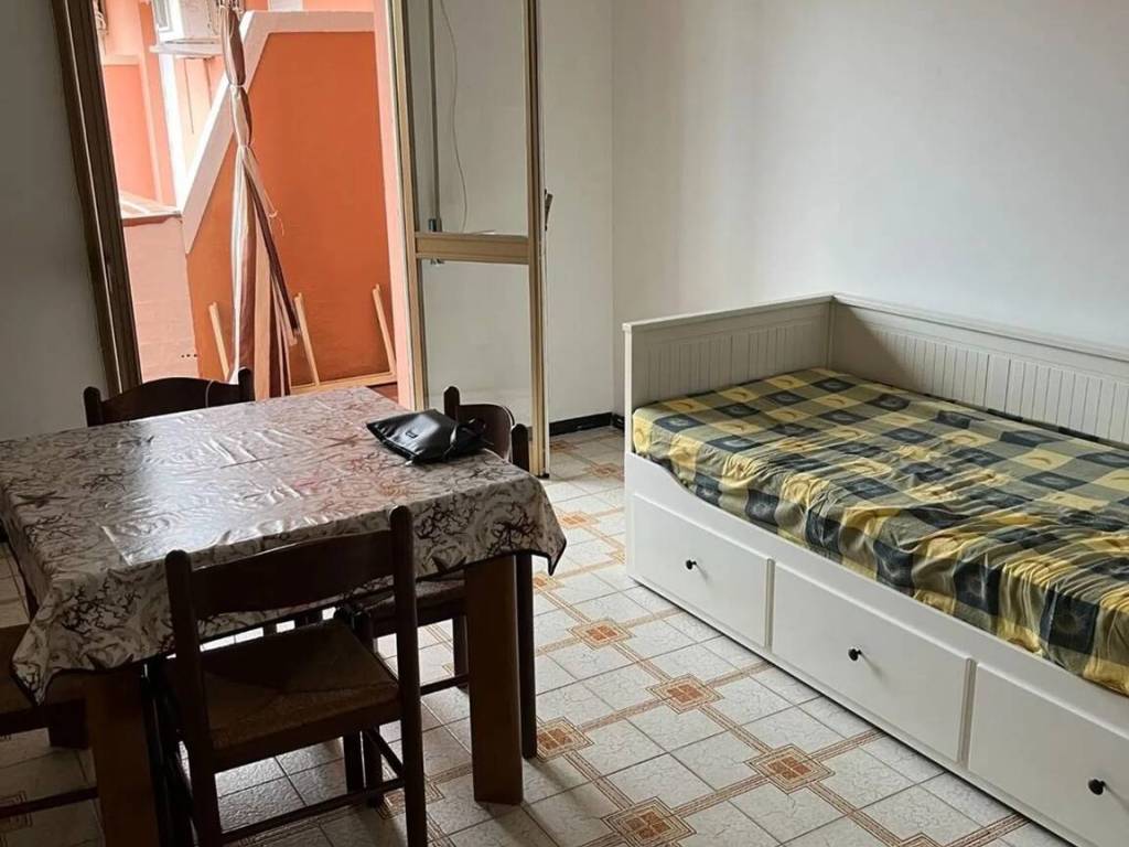 appartamento in vendita a Massa in zona Marina di Massa