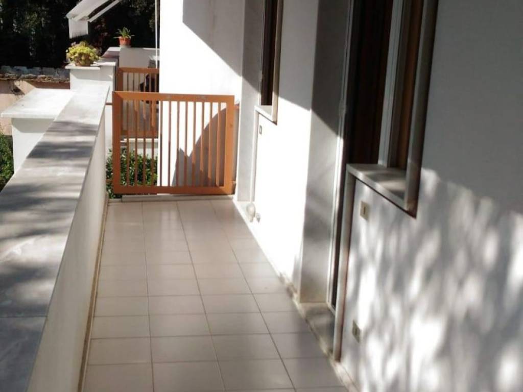 appartamento in vendita a Massa in zona Marina di Massa