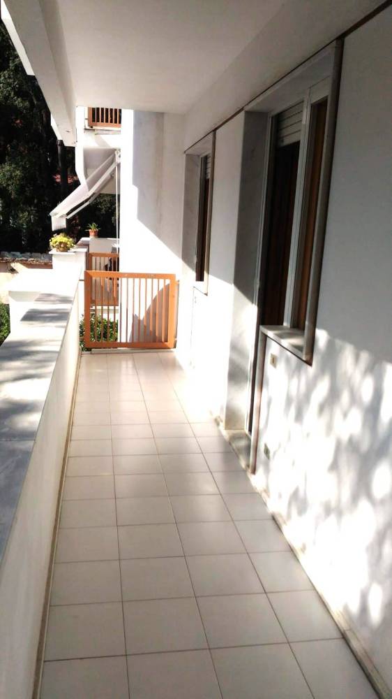 appartamento in vendita a Massa in zona Marina di Massa
