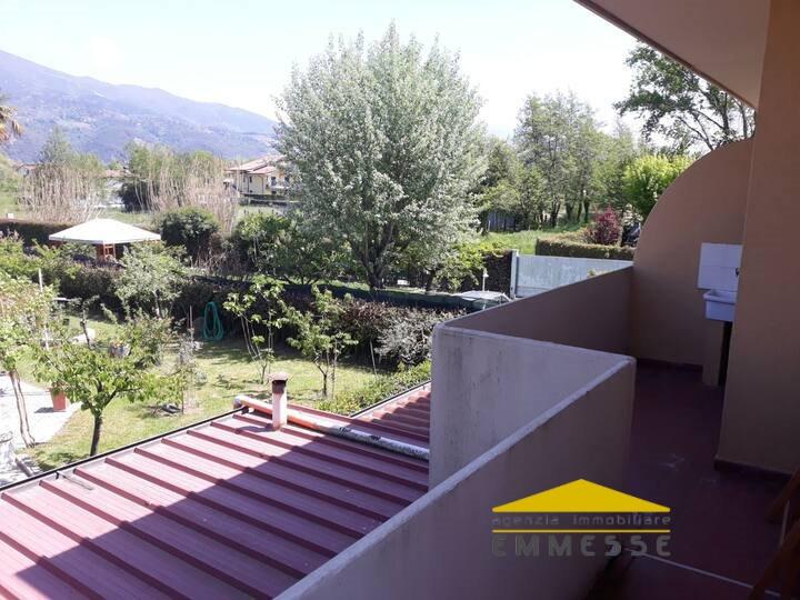 appartamento in vendita a Massa in zona Marina dei Ronchi