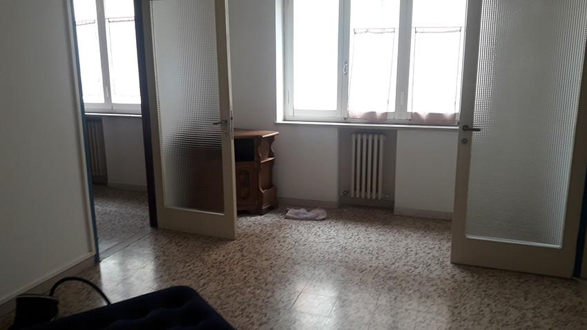 ufficio in vendita a Massa