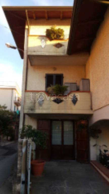 appartamento in vendita a Massa
