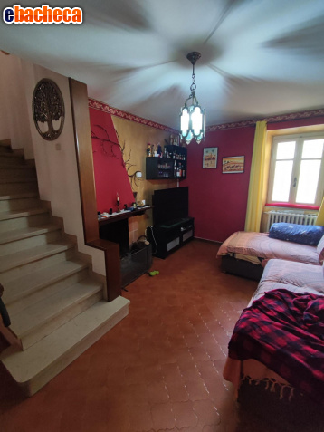 appartamento in vendita a Massa in zona Centro Storico