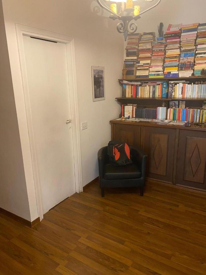 appartamento in vendita a Massa in zona Centro Storico