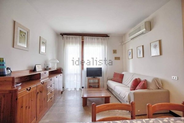 appartamento in vendita a Massa in zona Marina dei Ronchi