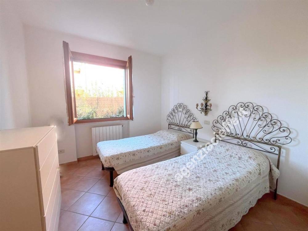 appartamento in vendita a Massa in zona Marina di Massa