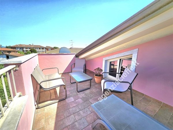 appartamento in vendita a Massa in zona Marina di Massa