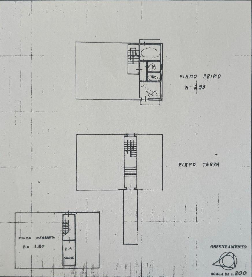 casa indipendente in vendita a Massa in zona Marina di Massa