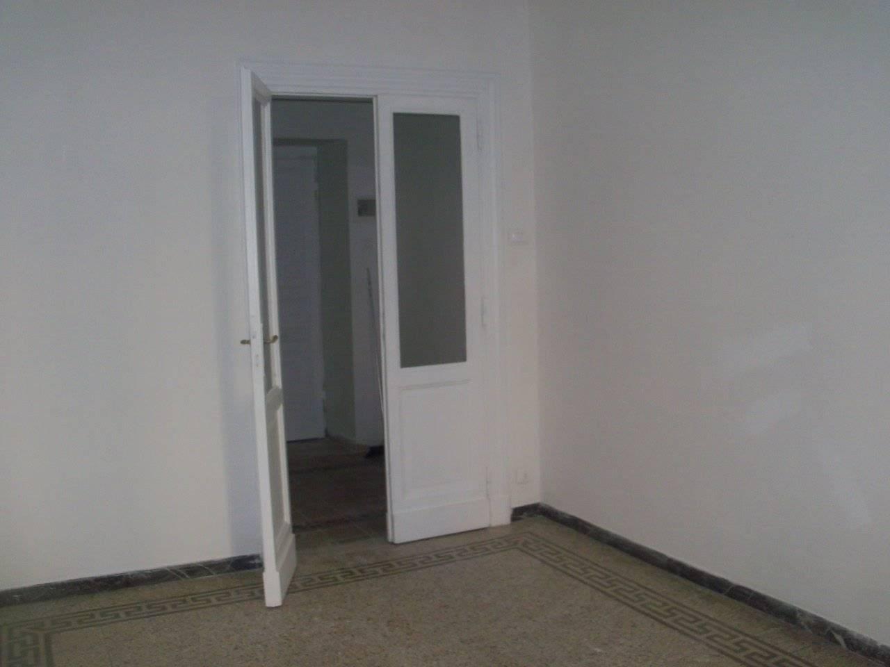 appartamento in vendita a Massa in zona Centro Storico