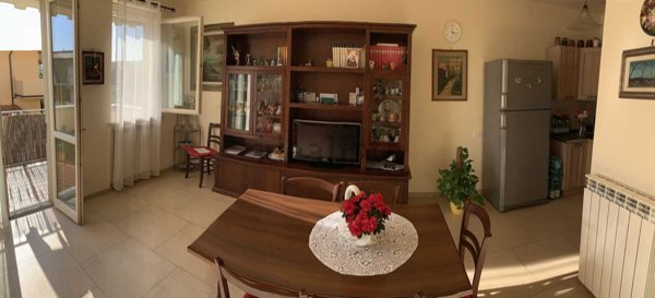 appartamento in vendita a Massa in zona Marina di Massa