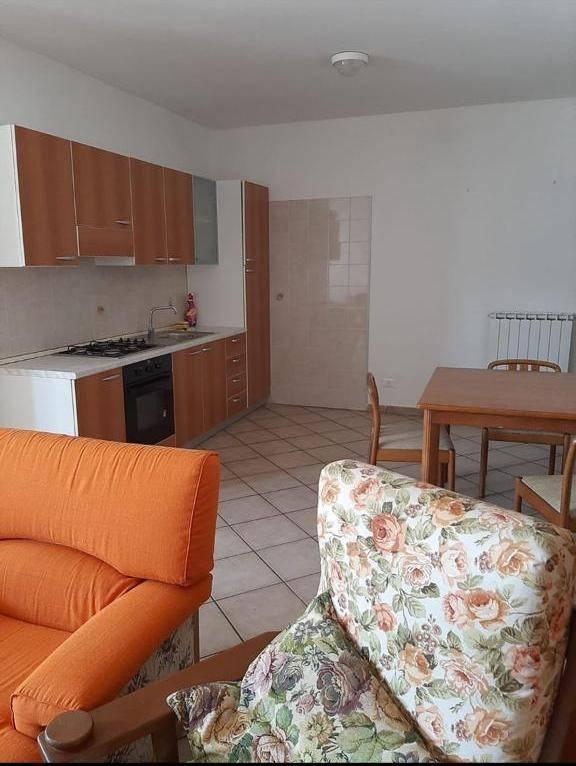 appartamento in vendita a Massa in zona Mirteto