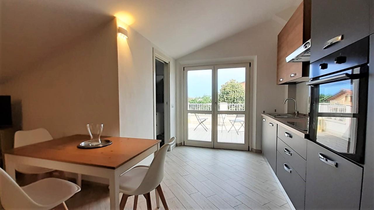 appartamento in vendita a Massa in zona Marina di Massa