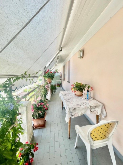 appartamento in vendita a Massa in zona Marina di Massa