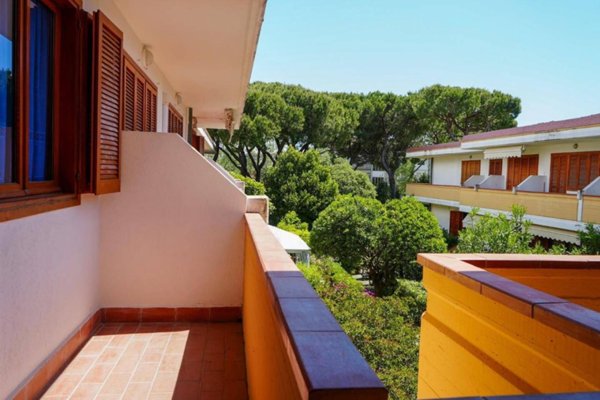 casa indipendente in vendita a Massa in zona Marina di Massa