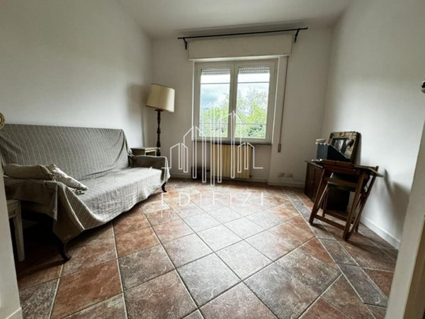 appartamento in vendita a Massa in zona Mirteto