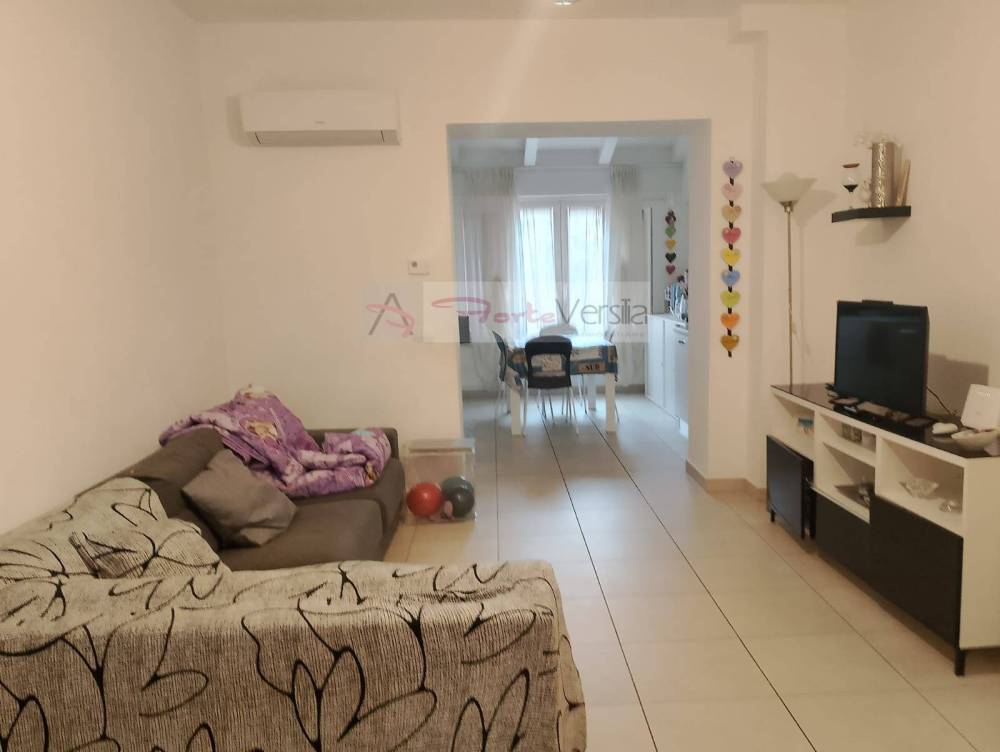 appartamento in vendita a Massa in zona Marina di Massa