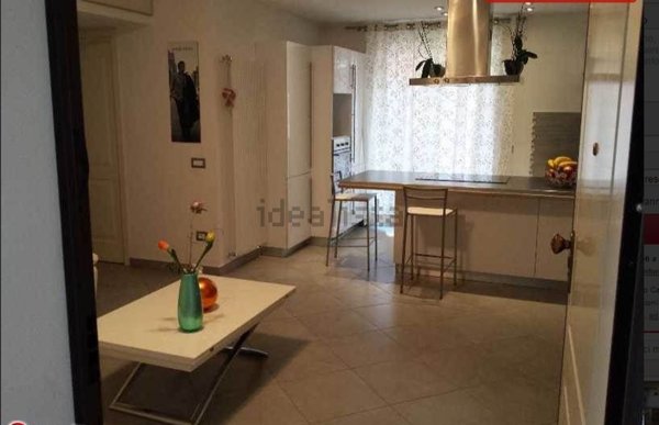 appartamento in vendita a Massa in zona Marina di Massa