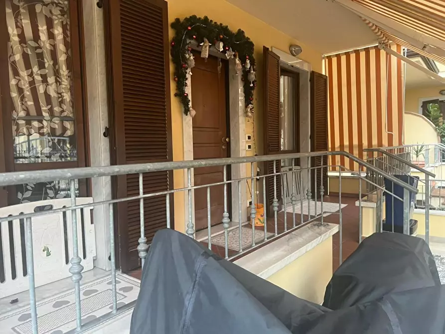 casa indipendente in vendita a Massa