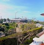 casa indipendente in vendita a Massa in zona Marina dei Ronchi
