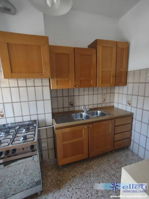 appartamento in vendita a Massa in zona Centro Storico