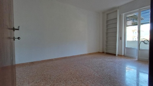 appartamento in vendita a Massa in zona Centro Storico