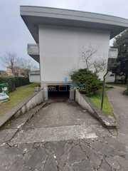 appartamento in vendita a Massa in zona Centro Storico