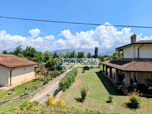 appartamento in vendita a Massa in zona Marina di Massa