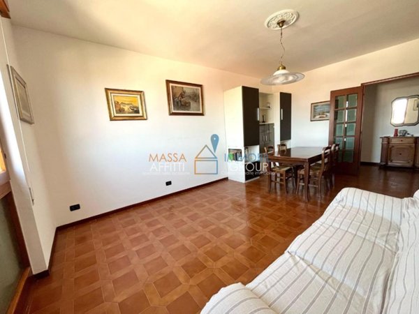 appartamento in vendita a Massa in zona Centro Storico