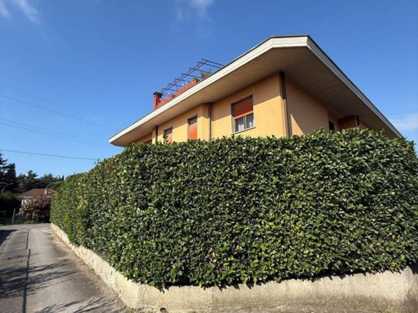 appartamento in vendita a Massa in zona Romagnano