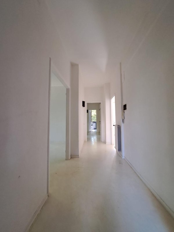 appartamento in vendita a Massa in zona Marina di Massa