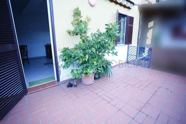 casa indipendente in vendita a Massa in zona Centro Storico