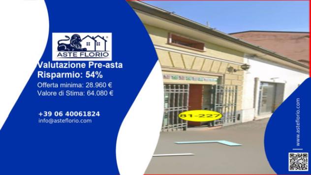 negozio in vendita a Massa in zona Centro Storico