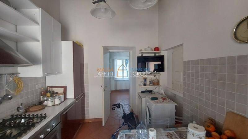 appartamento in vendita a Massa in zona Centro Storico