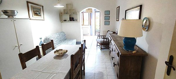 appartamento in vendita a Massa in zona Marina dei Ronchi