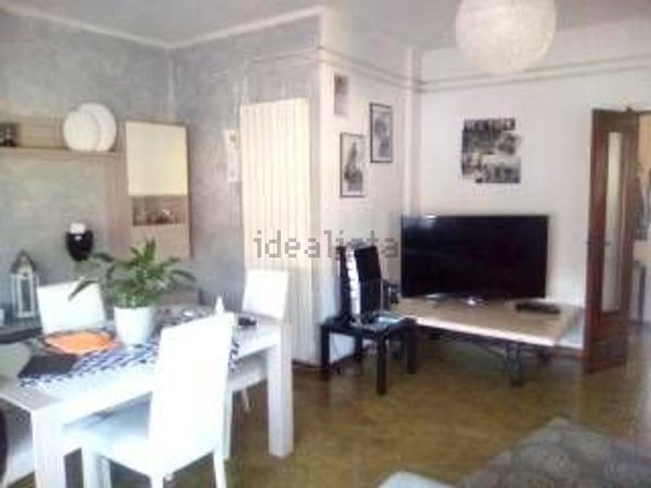 appartamento in vendita a Massa in zona Marina di Massa