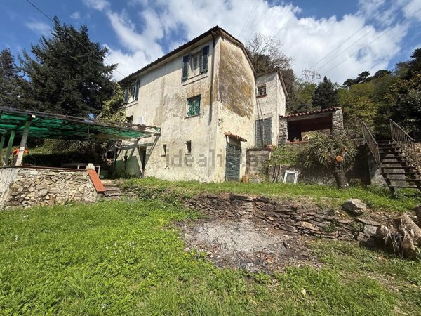 pentavano in vendita a Massa in zona Centro Storico