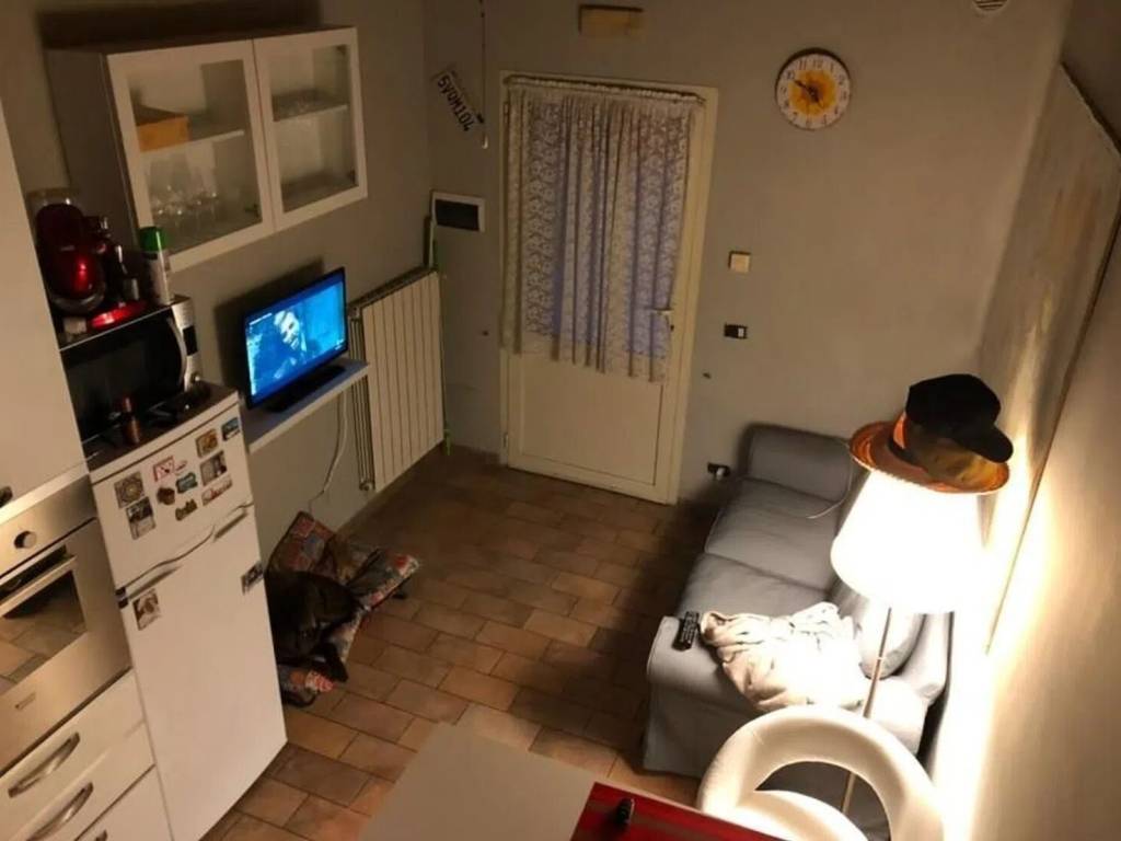 casa indipendente in vendita a Massa