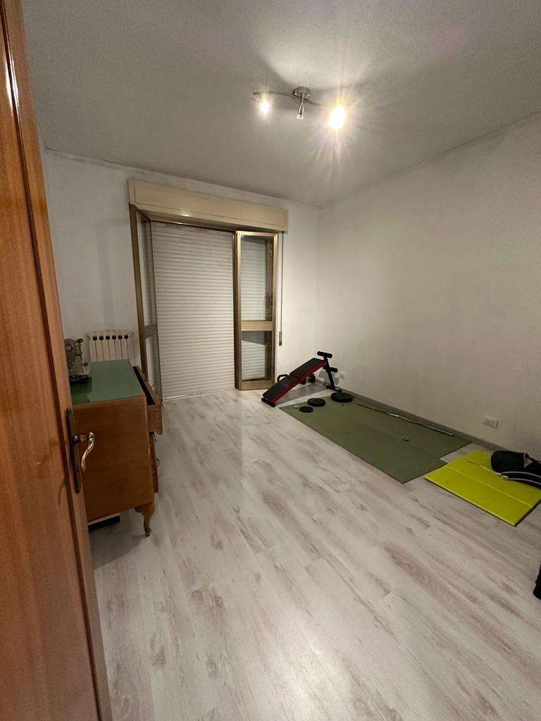 appartamento in vendita a Massa in zona Marina di Massa