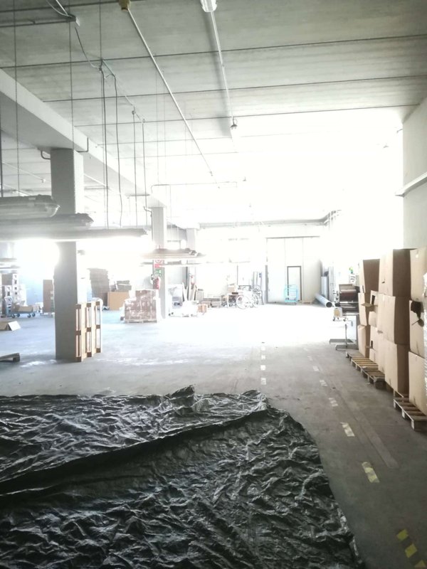 locale di sgombero in vendita a Massa in zona Romagnano