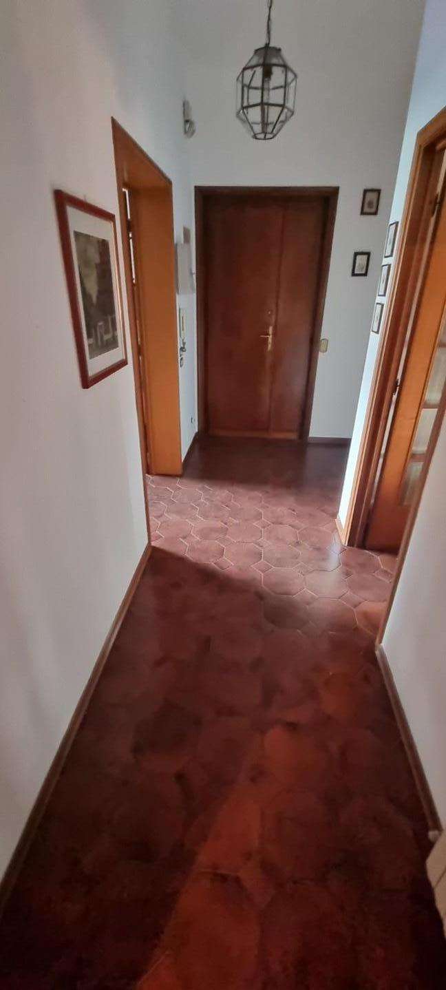 casa indipendente in vendita a Massa in zona Marina di Massa