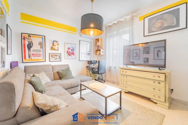 appartamento in vendita a Massa in zona Centro Storico