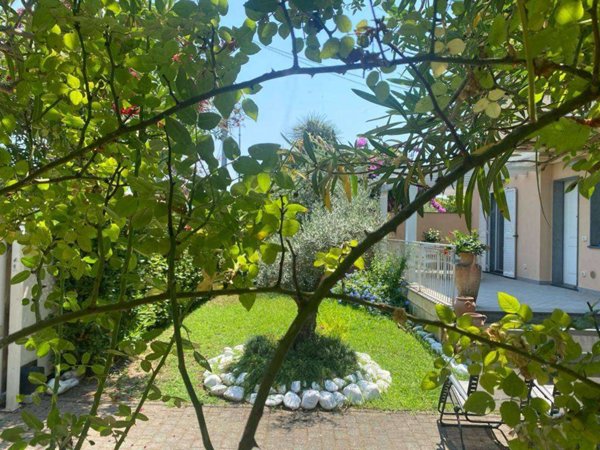 appartamento in vendita a Massa