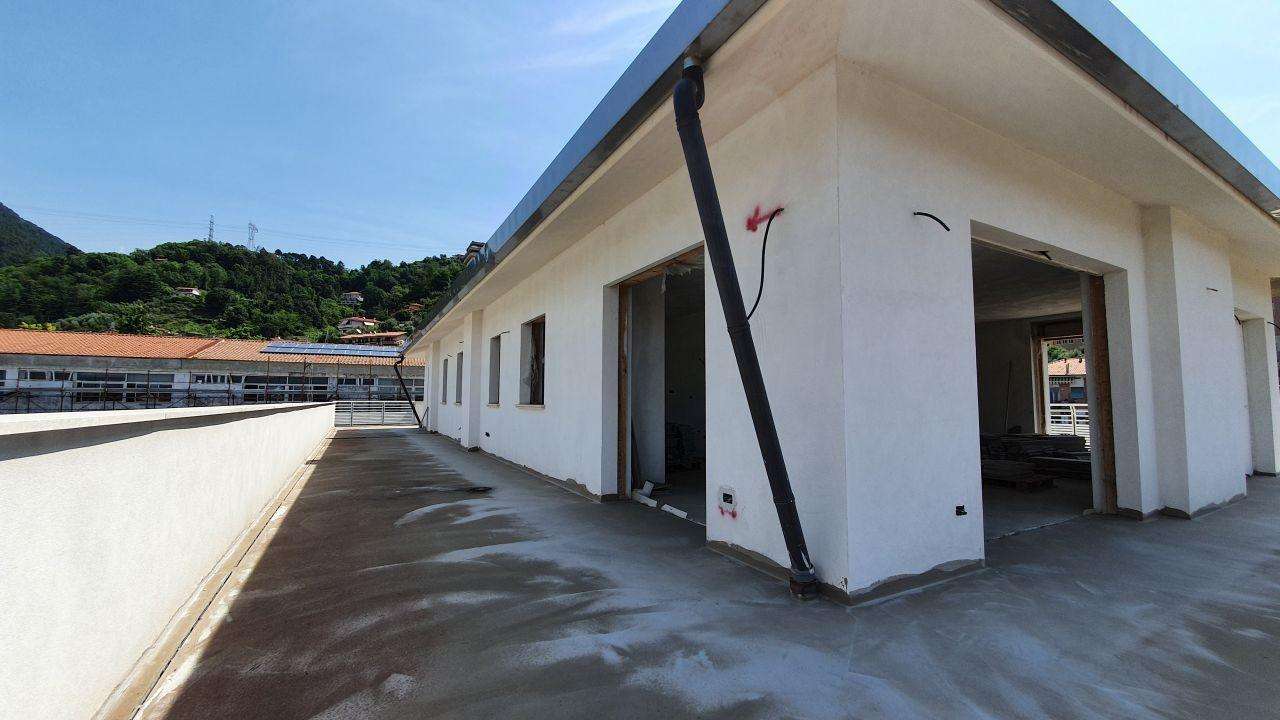 appartamento in vendita a Massa in zona Centro Storico